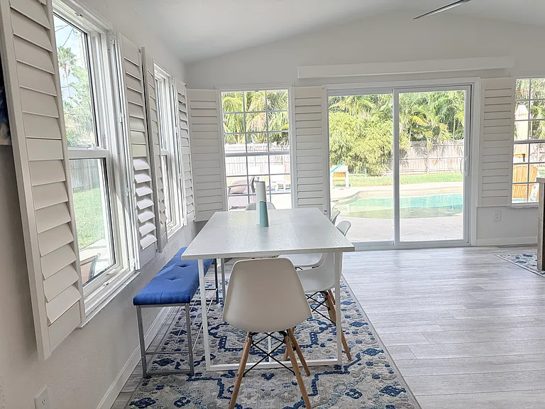 278 Pine Tree Dr — Photo 9