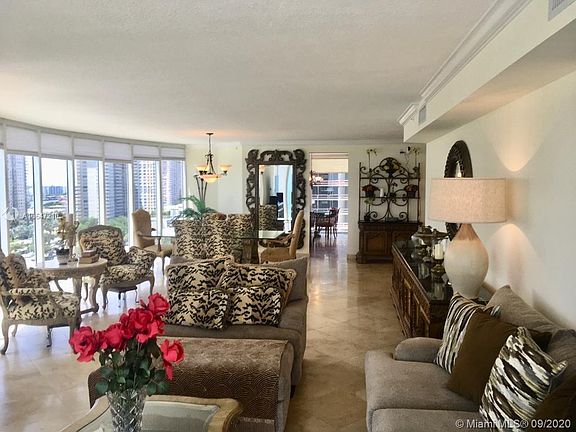 5th image of 17555 Collins Ave APT 1001