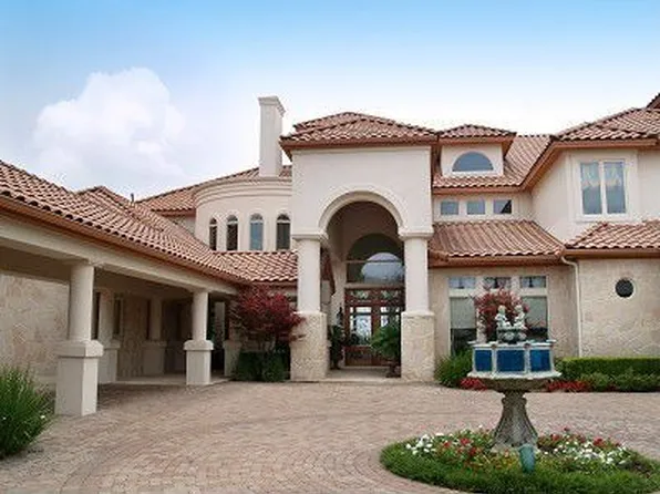 211 Bella Riva Dr, Austin, TX 78734
