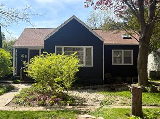 816 N 11th St, Rochelle, IL 61068
