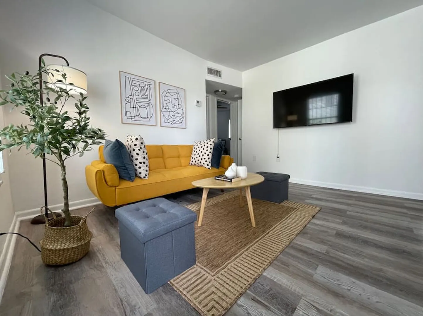 Remodeled 2bed 1 bath apt w/park great location — Photo 3