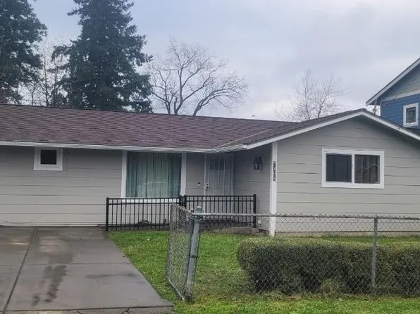 7408 45th Avenue S, Seattle, WA 98118