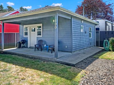 100 Azalea St, Gleneden Beach, OR, 97388