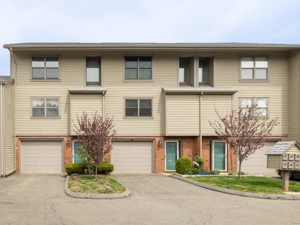 202 Metacomet Drive #202, Meriden, CT 06450