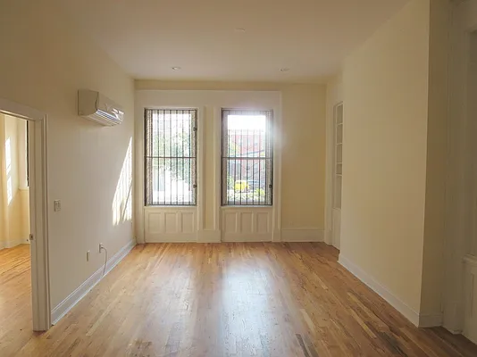 Rented by Strivers Management Group Corp (Brokerage) | media 13