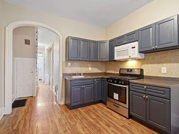5th image of 2347 N 18th St #2347