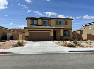 12966 Oakwood St, Victorville, CA 92392