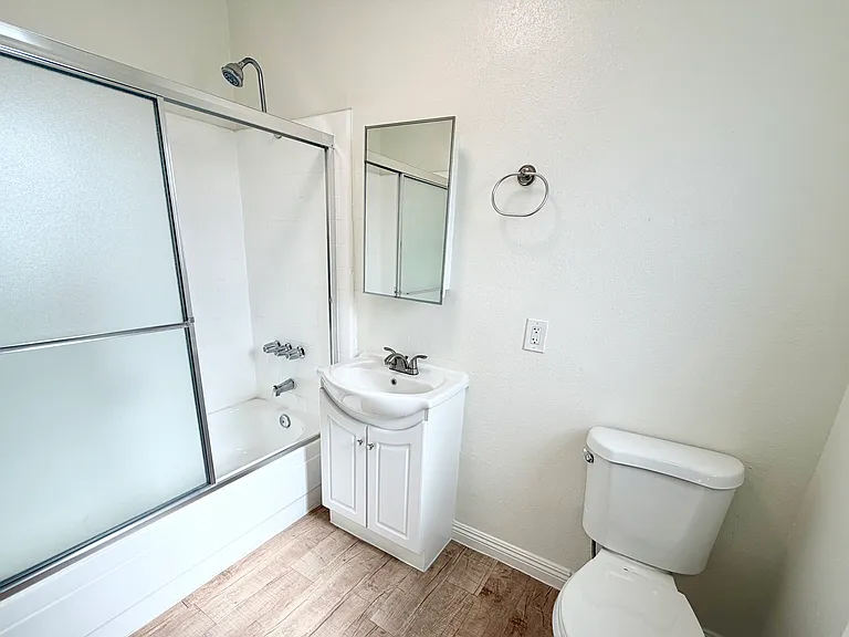 2nd Street Apartments — Photo 9