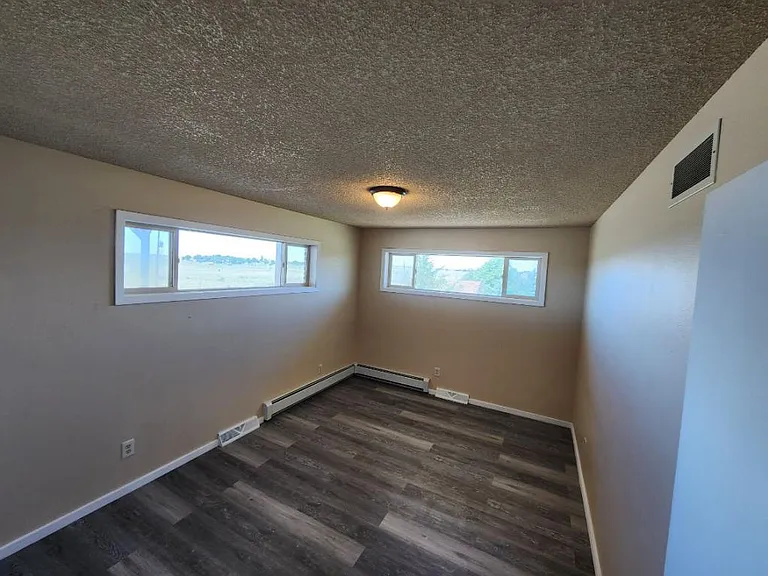 16500 Highway 14 — Photo 13