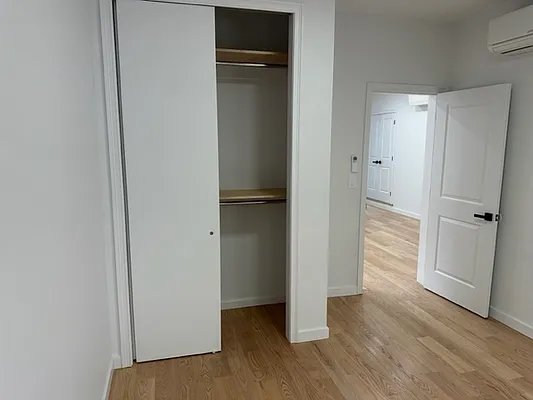 Rented by 18 REALTY | media 12