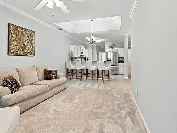 2nd image of 1515 Fitzpatrick Ave APT 105