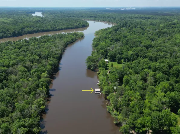 420 Lakeside Dr, Malcolm, AL 36556