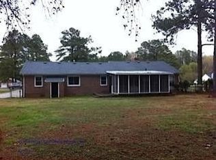 2207 W Main St, Elizabeth City, NC 27909