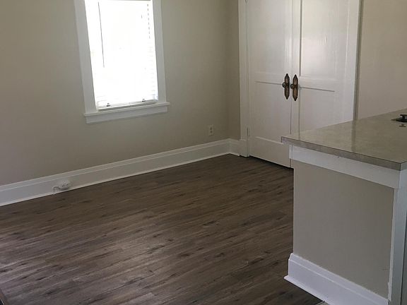 2nd image of 6011 Belmont Ave #3
