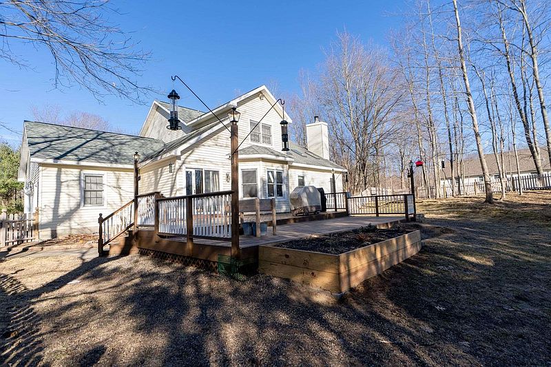 3rd image of 4054 RYAN Place