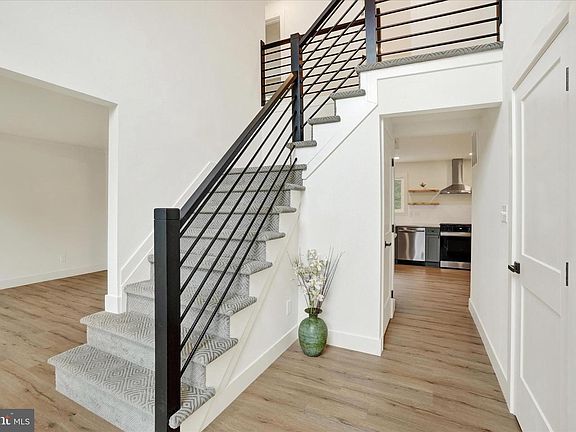 2nd image of 2963 Rexwood Dr