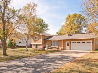 1447 Wildwood Rd, Saint Cloud, MN 56303