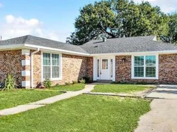 7713 Redfish St, New Orleans, LA 70126