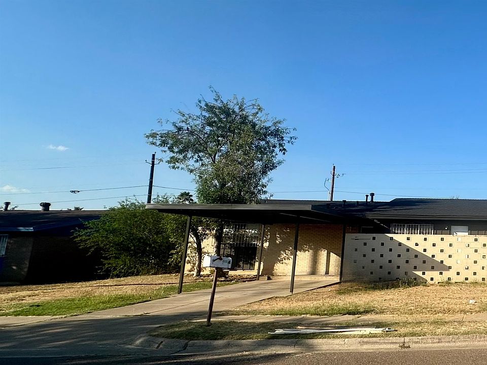 1st image of 704A W Banyan Ct