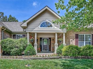 975 Timber Glen Ln, Ballwin, MO 63021