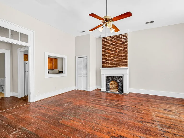 335 King St #A — Photo 6