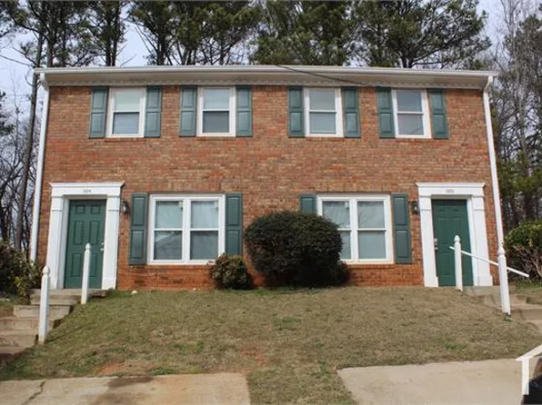 1824 Sturgeon Rd #1824, Buford, GA 30518