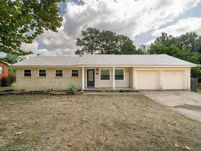 804 N 8th St, Van Buren, AR, 72956