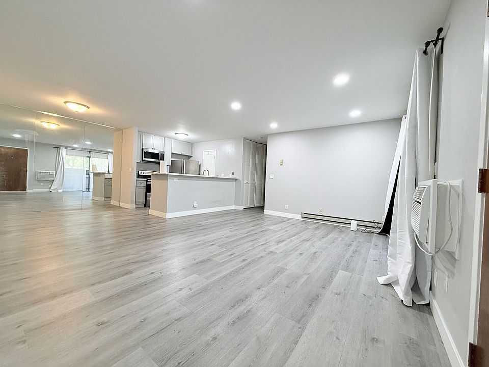 1st image of 39139 Argonaut Way APT 105