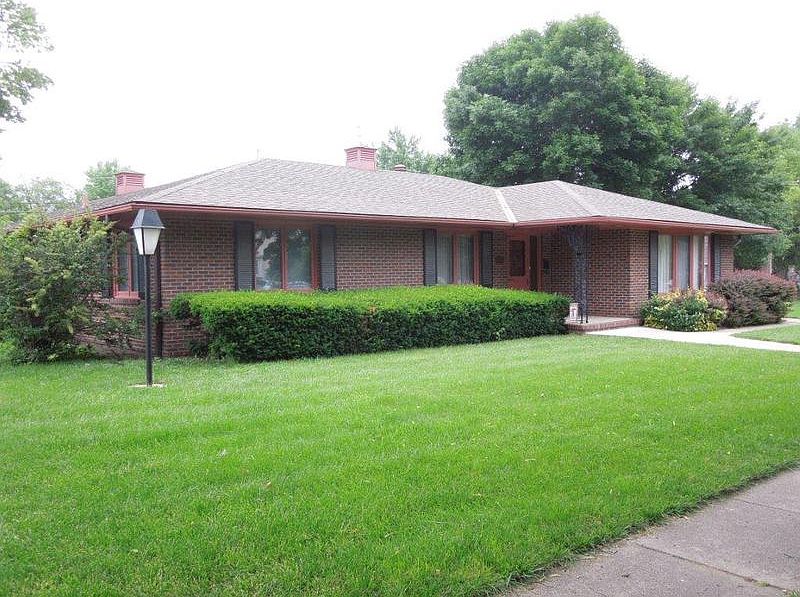 714 Virginia St, Sabetha, KS 66534 Zillow