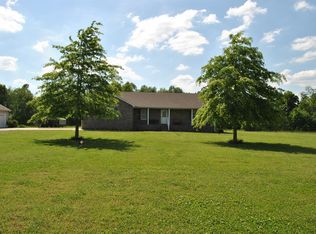 2397 Paul Harrell Rd, Beechgrove, TN 37018