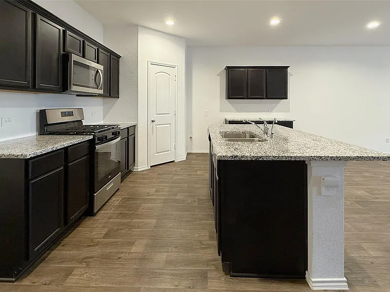 21306 Owl Rd — Photo 5