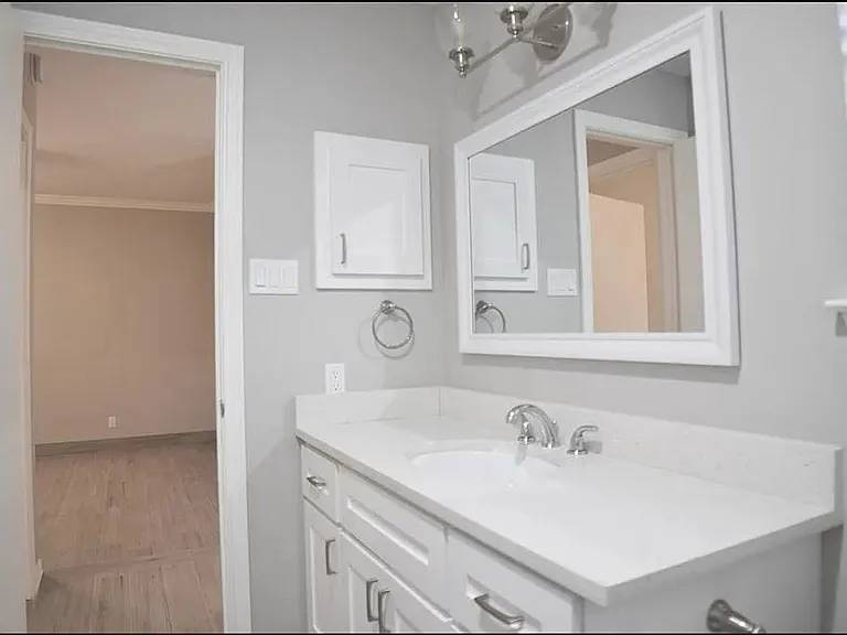 7340 Skillman St — Photo 13