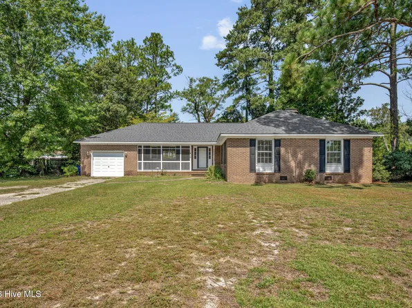 419 Dunmore Road, Fayetteville, NC 28303