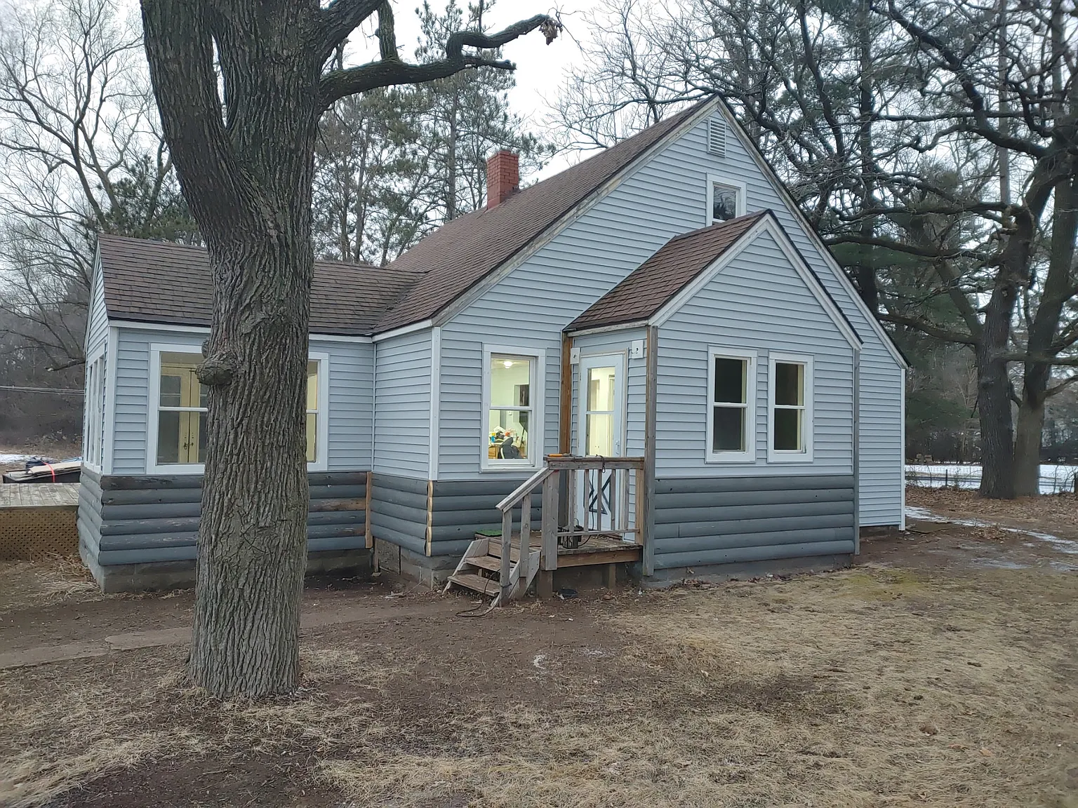 3 bed, 1120 sqft, $1,700 — Photo 1