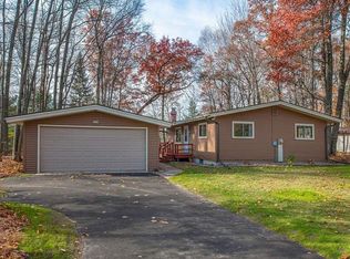 4090 N Bay Rd, Rhinelander, WI 54501