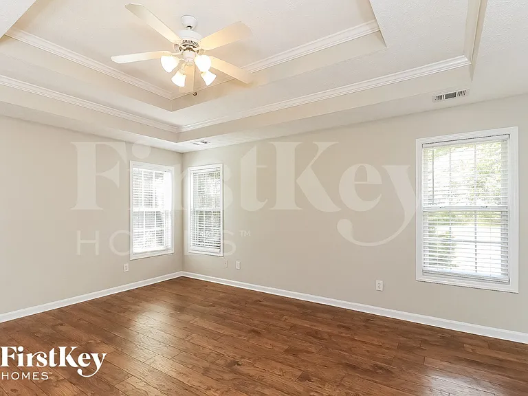 6325 Wilmington Way — Photo 6