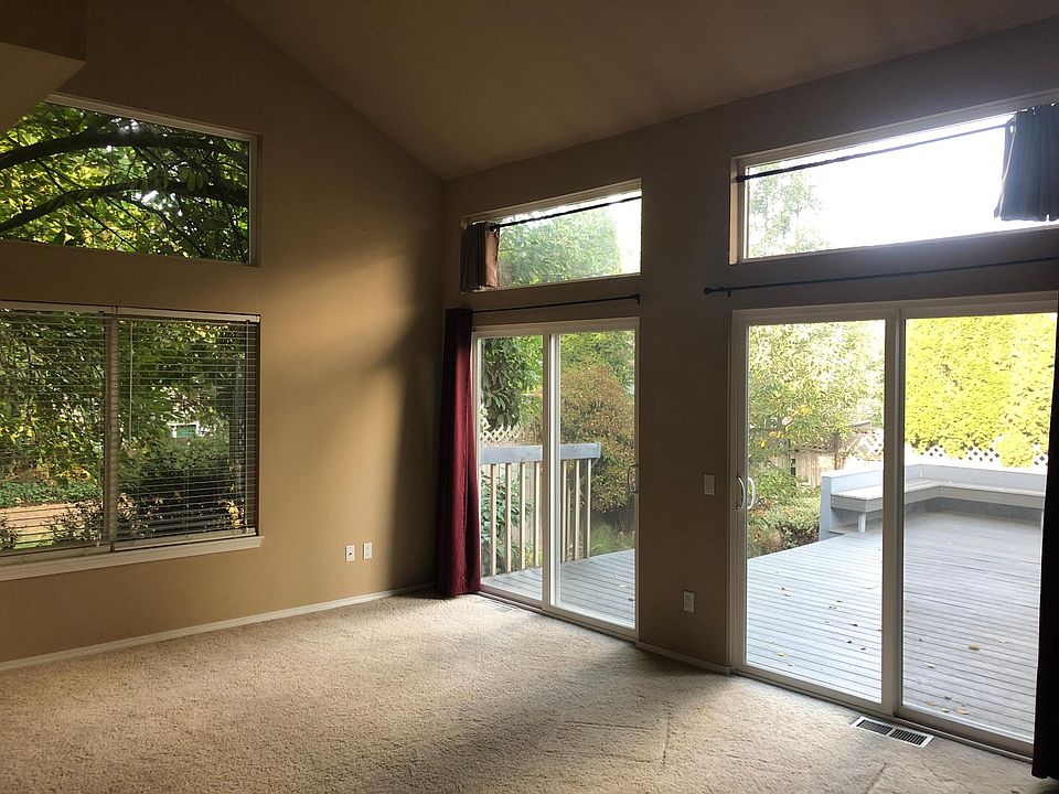 1st image of 11822 NE 105th Ct