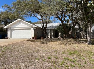 1511 Bluebird Ln, Rockport, TX 78382