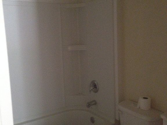 3rd image of 728 S Ingraham Ave APT 3