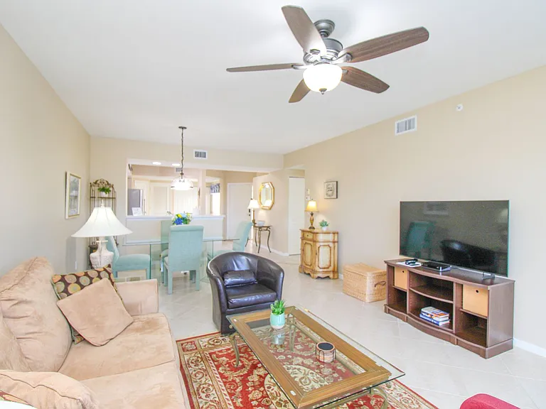 5025 Cedar Springs Dr #102 — Photo 25