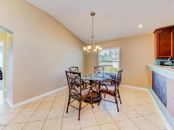 5th image of 109 Morayshire Ct