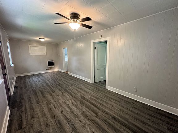 5th image of 3430 Harvester Ave