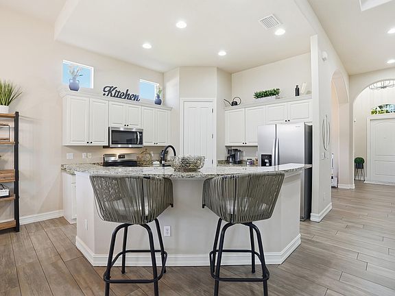 4th image of 7821 Ashton Rd