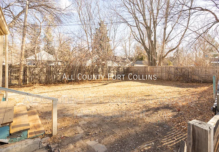 417 E Mulberry St — Photo 12