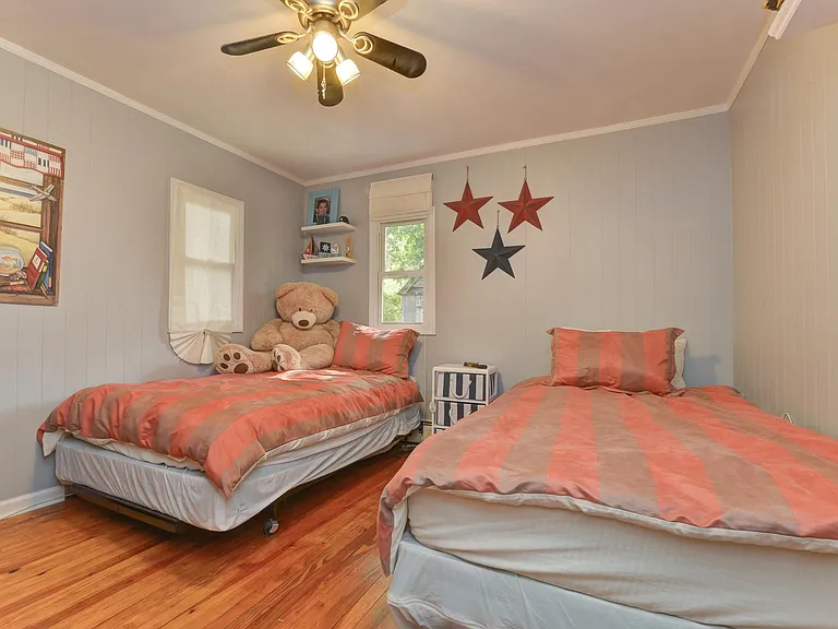 14 Seabird Ave — Photo 10