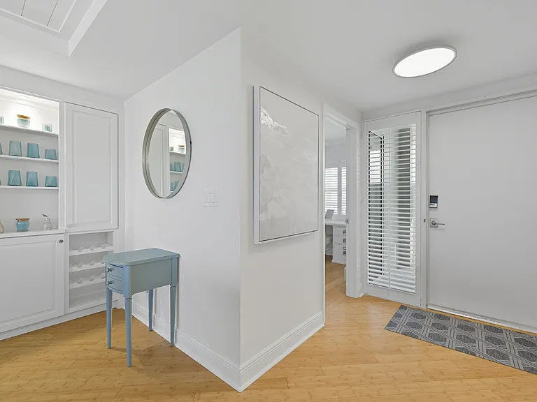 3443 Gulf Shore Blvd N #711 — Photo 20