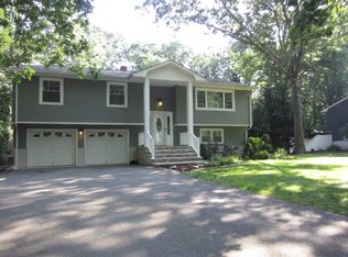 242 Metedeconk Trl, Jackson, NJ 08527