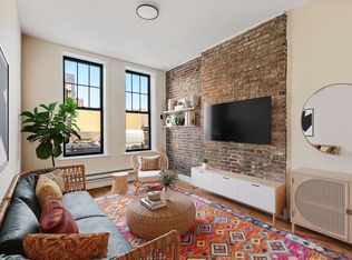 216 Huron St APT 1L, Brooklyn, NY 11222