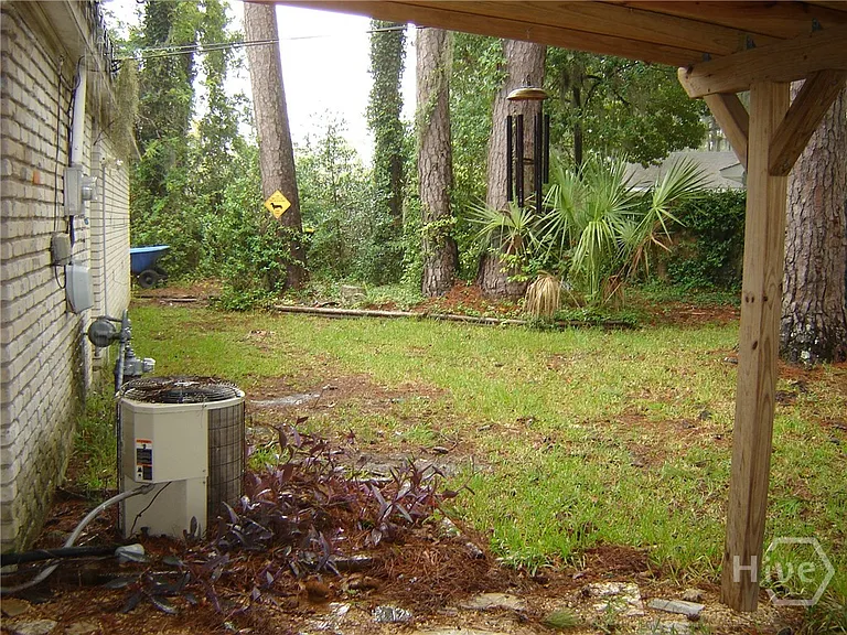 633 Valleybrook Rd — Photo 16