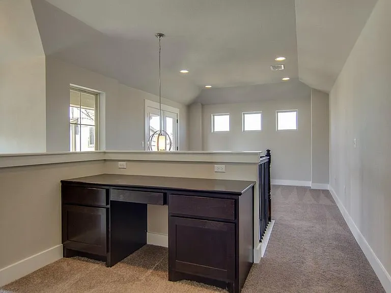 9503 McKnight Loop — Photo 23